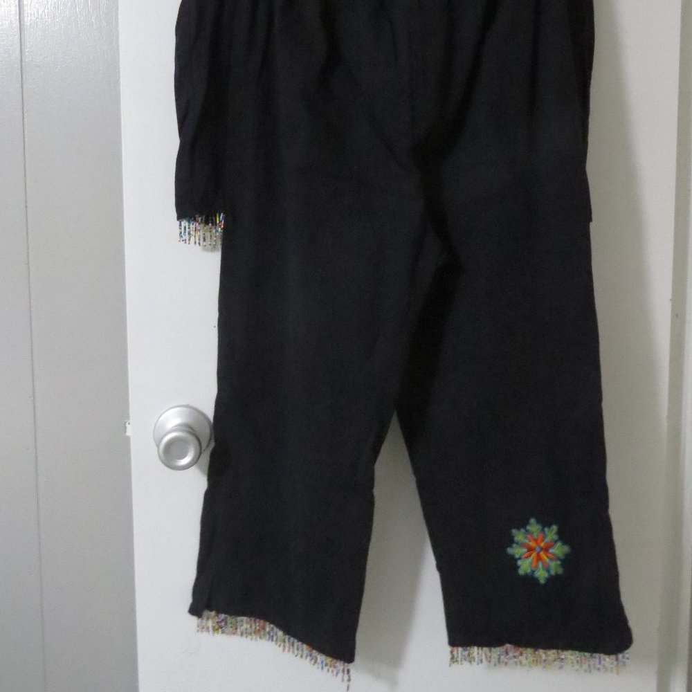 Women's 2 pc capri set sz S 703